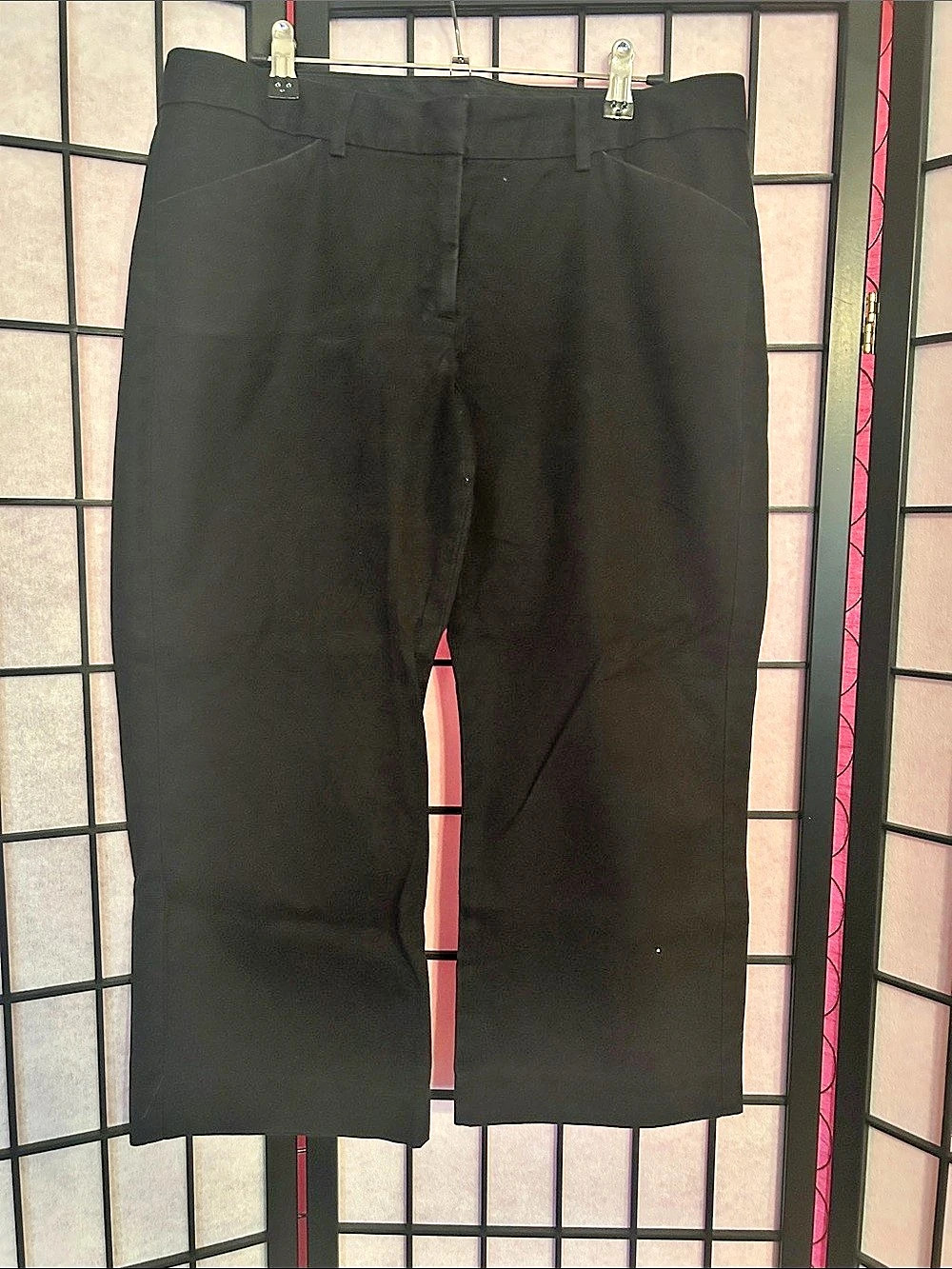 Black Capris